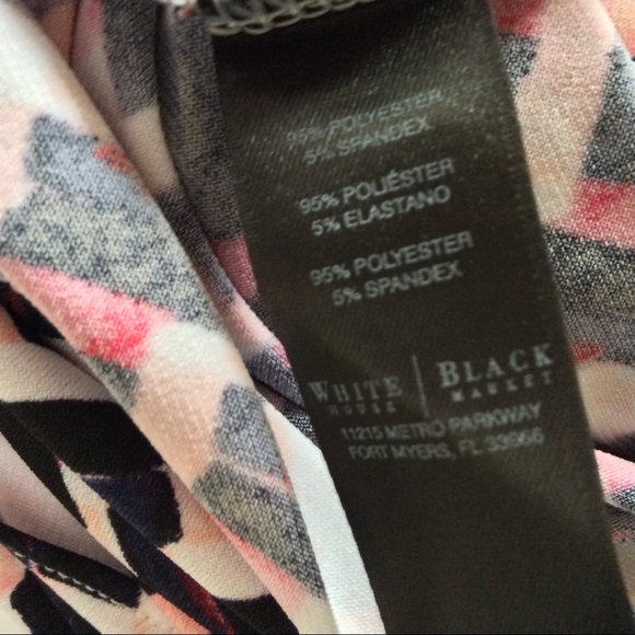 WHITE HOUSE BLACK MARKET SLEEVELESS  LAYERED PRINTED TOP SIZE XS - Picture 9 of 12